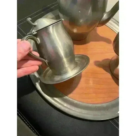 Vintage Pewter Coffee, tea, creamer set. - Picture 11 of 15